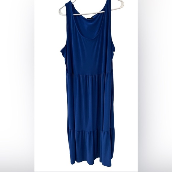 Nicole Miller Elegant Blue Sleeveless Dress Size 2 X NWT - Picture 1 of 10